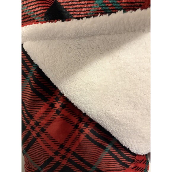 Christmas Plaid Sherpa Fleece Throw Blanket Super Soft 50"x60" Red Green Blk New - Picture 5 of 5